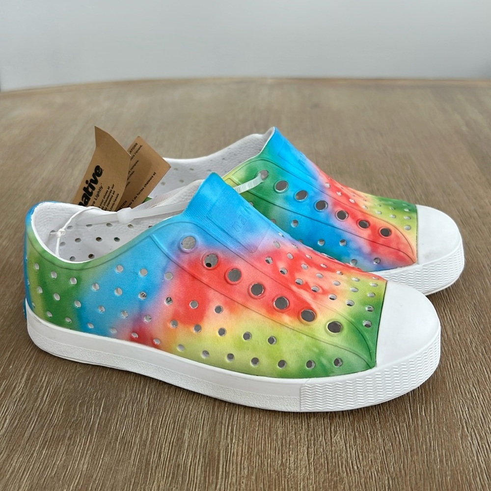 Native Shoes Kids Tie-Dye Rainbow Slip-On Water Shoes